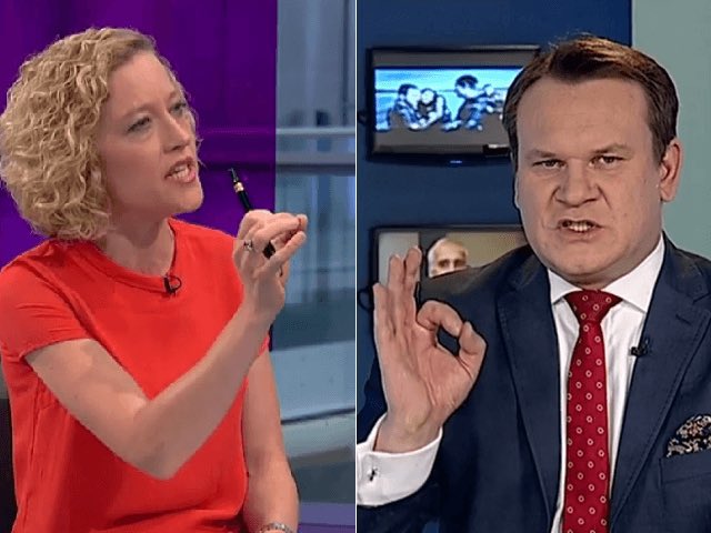 EreaAndrzej's tweet image. Gdy trollerka z 4Chana rozpropagowała symbol WP, a do polityki przenieśli go ludzie Steve’a Bannona i Rogera Stone’a (w Polsce zaś - gwiazda #MEGAgate #DominikTarczyński), jeszcze nikt nie wiedział, że litery WP wcale nie oznaczają #WhitePower, a po prostu - #PiS #wypierdalać