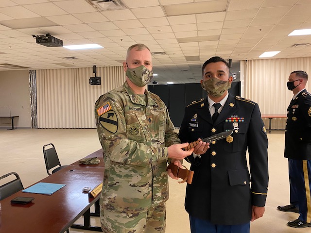 7thBayonet7's tweet photo. Congratulations to the BDE DS/NCO/Soldier of the year!
DS Albino, SSG Dufault, and SPC Medina Great job gents!!! https://t.co/PLkN3Telzj