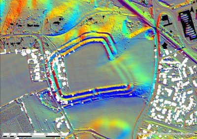 Buckland Rings is one of our favourite New Forest  #HillForts. Situated in the town of Lymington, it still has very well-preserved multiple ramparts and ditches.A geophys survey in 2017 identified evidence of up to seven prehistoric dwellings!   https://nfknowledge.org/contributions/buckland-rings-drone-tour