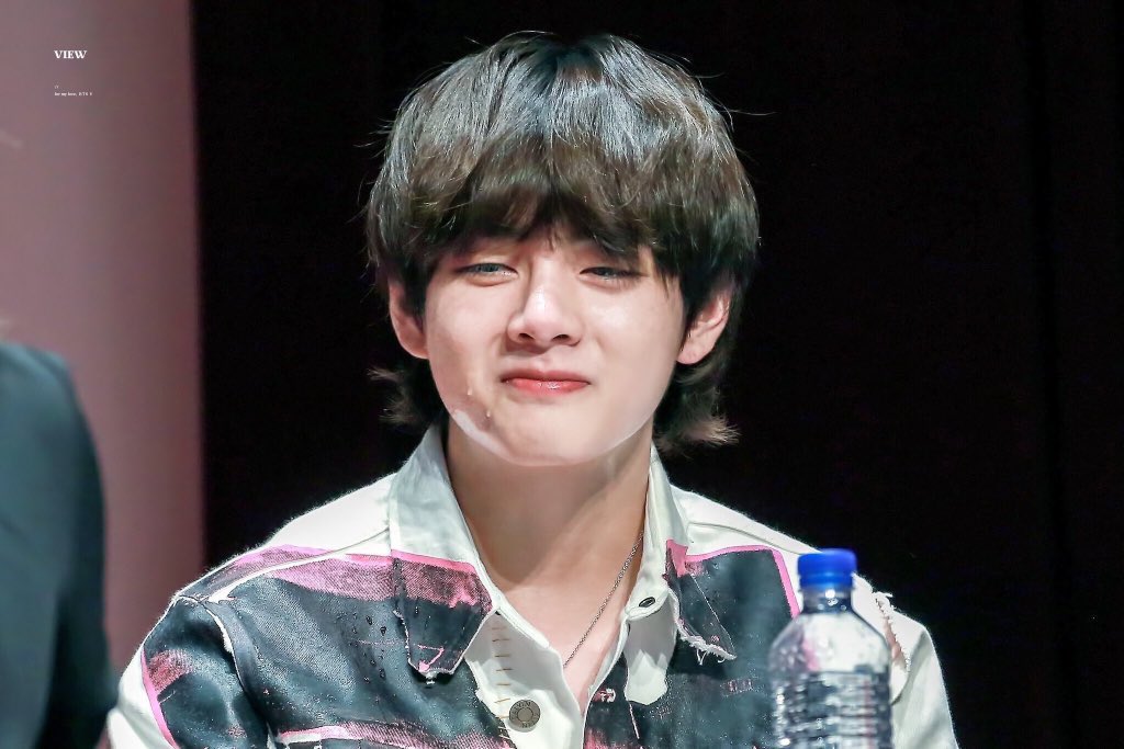 @fattaetae @BTS_twt I vote for #Taehyung from #BTS @BTS_twt for #BousnidStars2020 #Bousnid