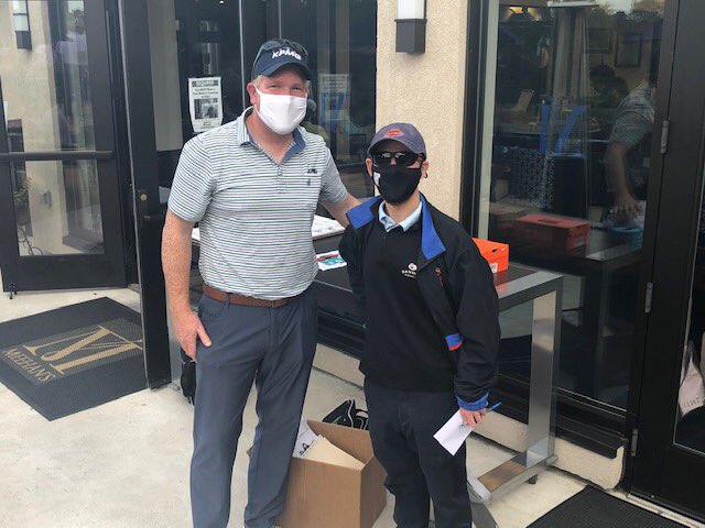 HelpOrganDonors's tweet photo. #ALODF had a great golf outing last week to raise money for #LivingDonors 🏌️♂️ ⛳️. Thank you to all attendees, sponsors, and volunteers, especially co-chairs Eric Cohen and Jackson Oliver (Left, here with chair and founder @mike_mitt) https://t.co/spNwGVni78