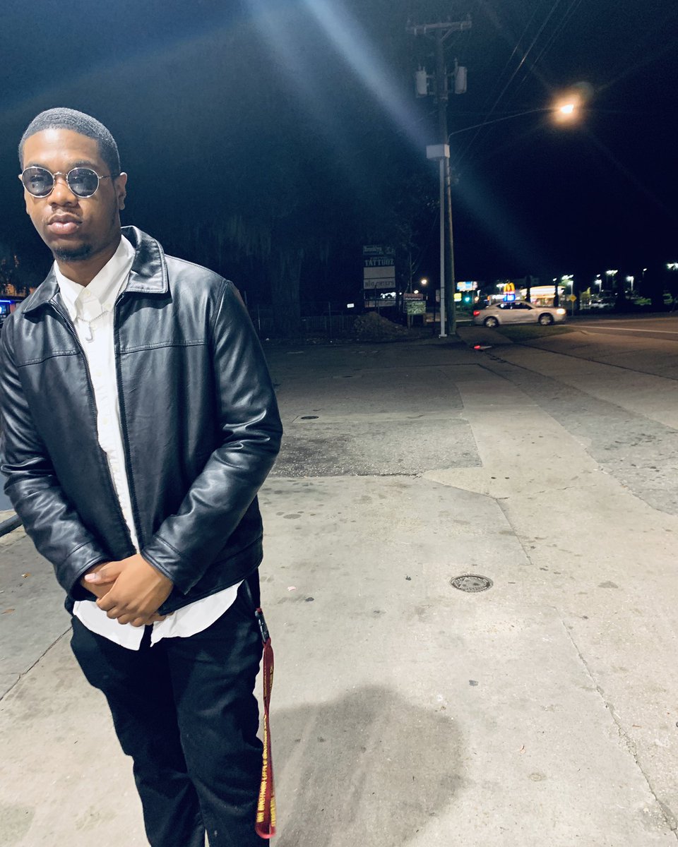 darkstarkfm's tweet photo. I wouldn’t be who I am without the people who paved the way for me to get here, Thank you to my mother and father, my family and friends, I thanks you all for being here on this journey through life, another year ahead may God continue to bless me. 🙏🏾 #22 https://t.co/YRRQ1v3Y6c
