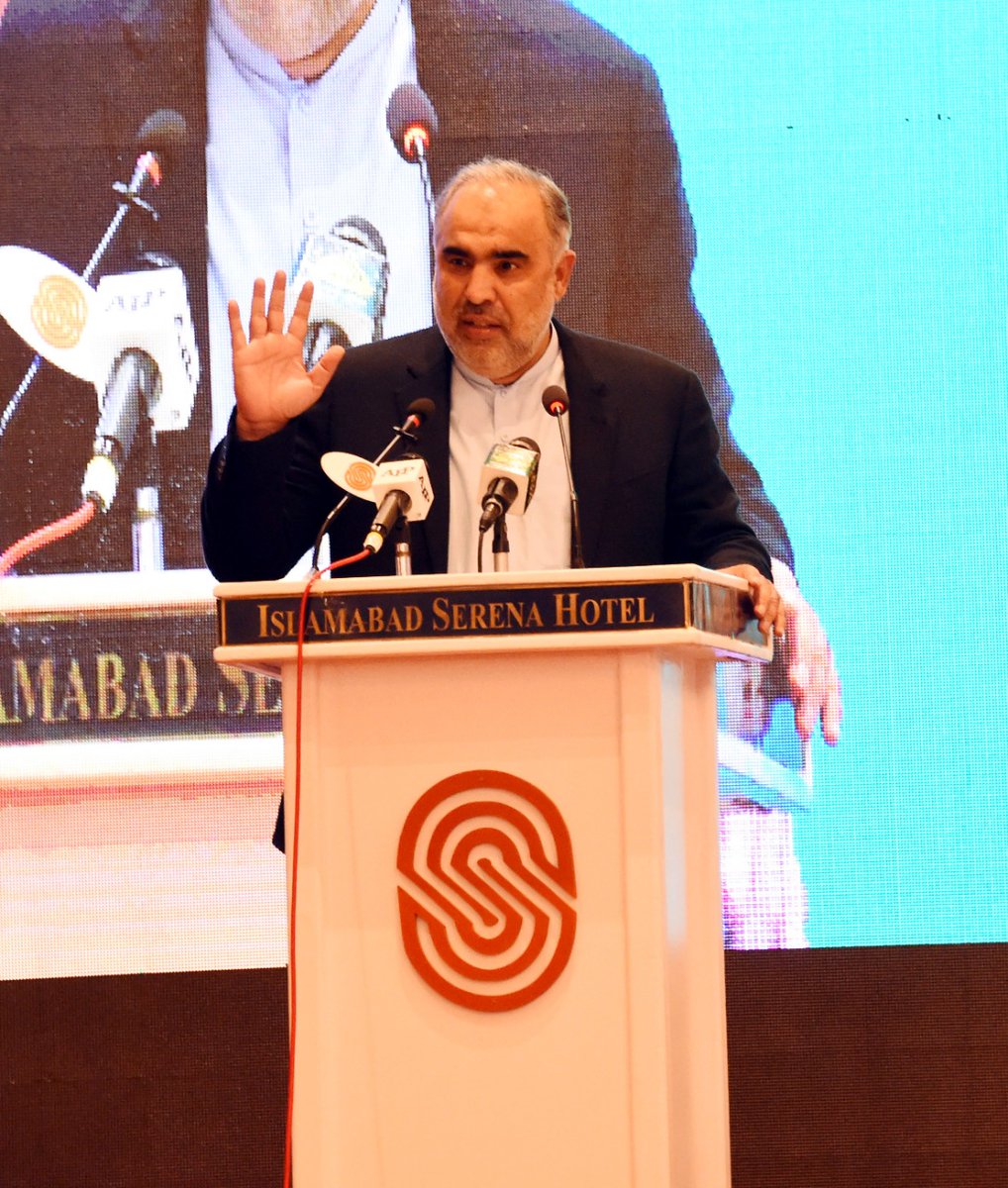 NAofPakistan's tweet photo. The @NASpeakerPK appreciated the passionate participation of Afghan Parliament Delegation which visited under the leadership of Speaker Wolesi Jirga @MRahmanRhamani. He appreciated efforts of #USAID for the organization of this successful seminar.
#PATIF @USAID_Pakistan
#Seminar https://t.co/yK106EIA8X