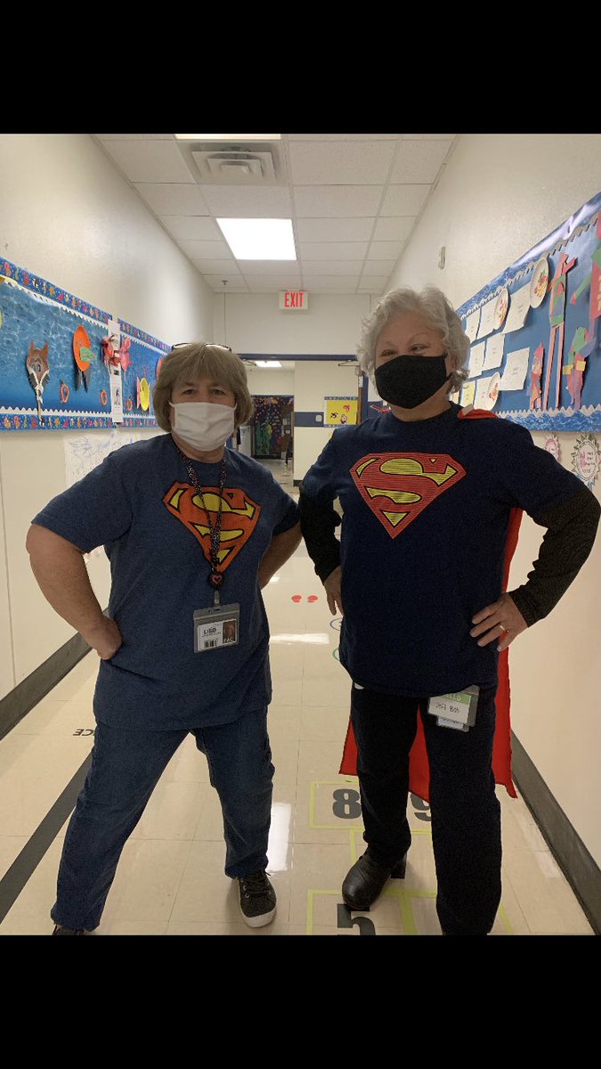 maria_ortizme3's tweet photo. This is how we roll in pre-k during Superhero Day at Stewart’s Creek Elementary during Red Ribbon Week. #undertheSCE #ireadtheStallionmessage https://t.co/rZxvRTKsxs