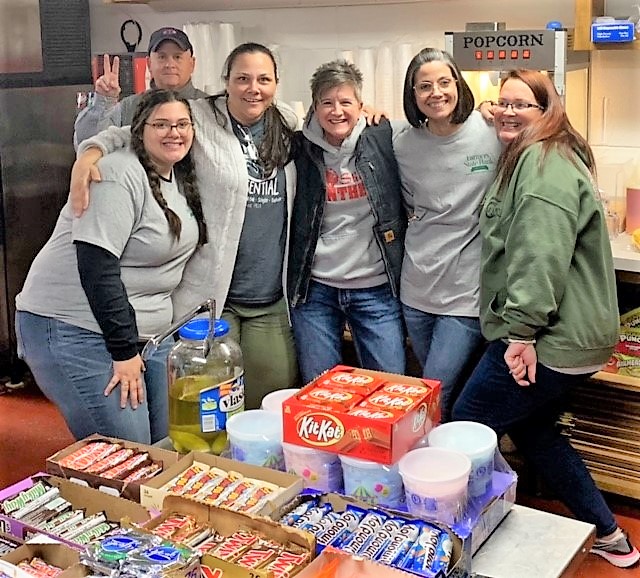 FSB1908's tweet photo. Just a few pics of the fun we had working in the SHS concession stand on Homecoming! It always gets pretty loud when the #FSBCrew is around! #GoPanthers https://t.co/4AZ7Z2FU0z