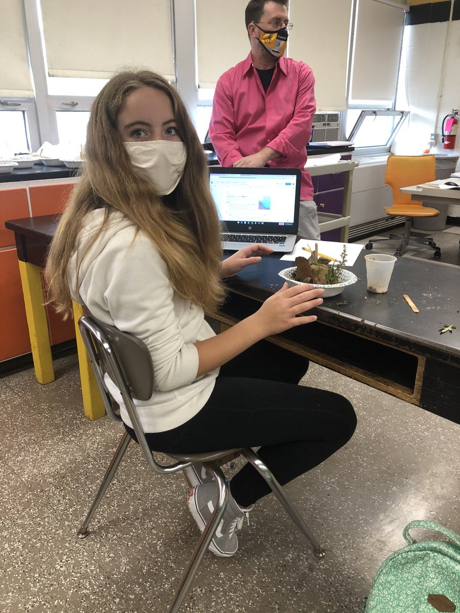 Modeling erosion in our Bolders to Bits lab today! #wmhometownpride ⛰ 🌧