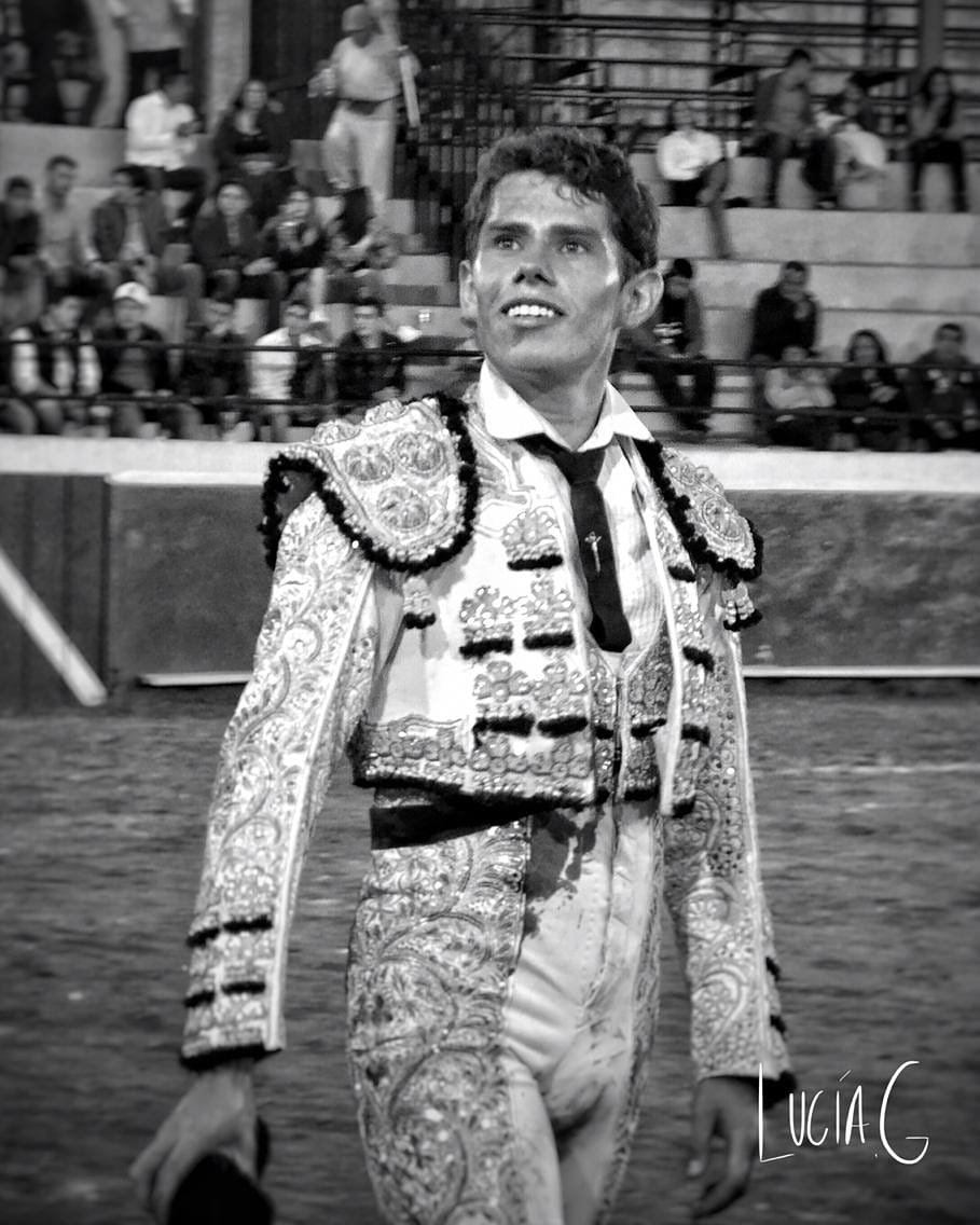 Nunca te des por vencido, a pesar de todo
.
.
.

📸: @luciaguerraf
#DiegoGarmendia