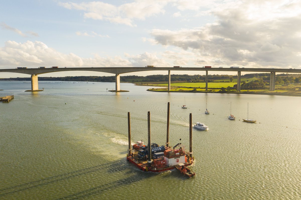 Red7Marine's tweet photo. 🌟PROJECT COMPLETION🌟

We recently completed a contract to empty the pollution control chambers and drop gate manholes on #OrwellBridge on behalf of @Ringway_UK and @HighwaysEngland.

Photography credit: https://t.co/oK30D21DtE

#MarineConstruction #RiverOrwell #JackUpBarge https://t.co/O1FmY4nqRZ