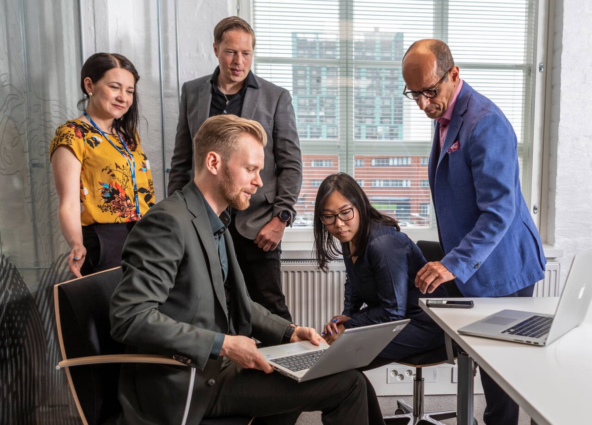 VantaanKaupunki's tweet photo. #Projektipäällikkö haussa! #Vantaa'n vanhus- ja vammaispalveluihin haetaan vetäjää henkilökohtaisen budjetoinnin hankkeelle, jossa kehitetään vammaisille uudenlaisia palvelukokonaisuuksia. Lue lisää ja hae 6.11. mennessä: https://t.co/mVi3qGbE0s #töissävantaalla #rekrytointi https://t.co/CgqfxQ8DwE