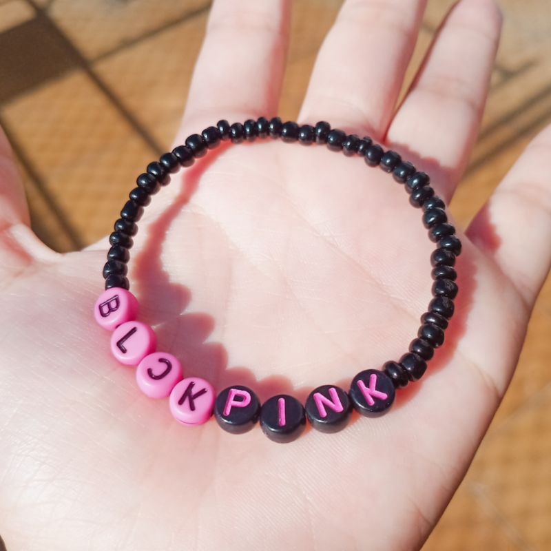 IRISY_SHOP's tweet photo. ฉันกำลังขาย กำไลลูกปัด BLACKPINK (ส... ที่ Shopee ในราคาสุดพิเศษเพียง ฿22 ซื้อเลยที่ https://t.co/HzbYnqi8cL #ShopeeTH https://t.co/DvgBHKLt0z