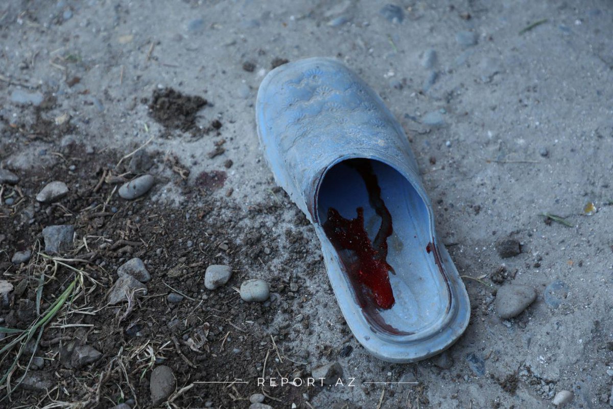 Nazmdvv's tweet photo. where are the human rights? where is the world community why are you blind when you come to us,  world?
#ArmeniaKillsCivilians #ArmeniaKillsChildren #stoparmeniaterror https://t.co/qlcGkQFd42