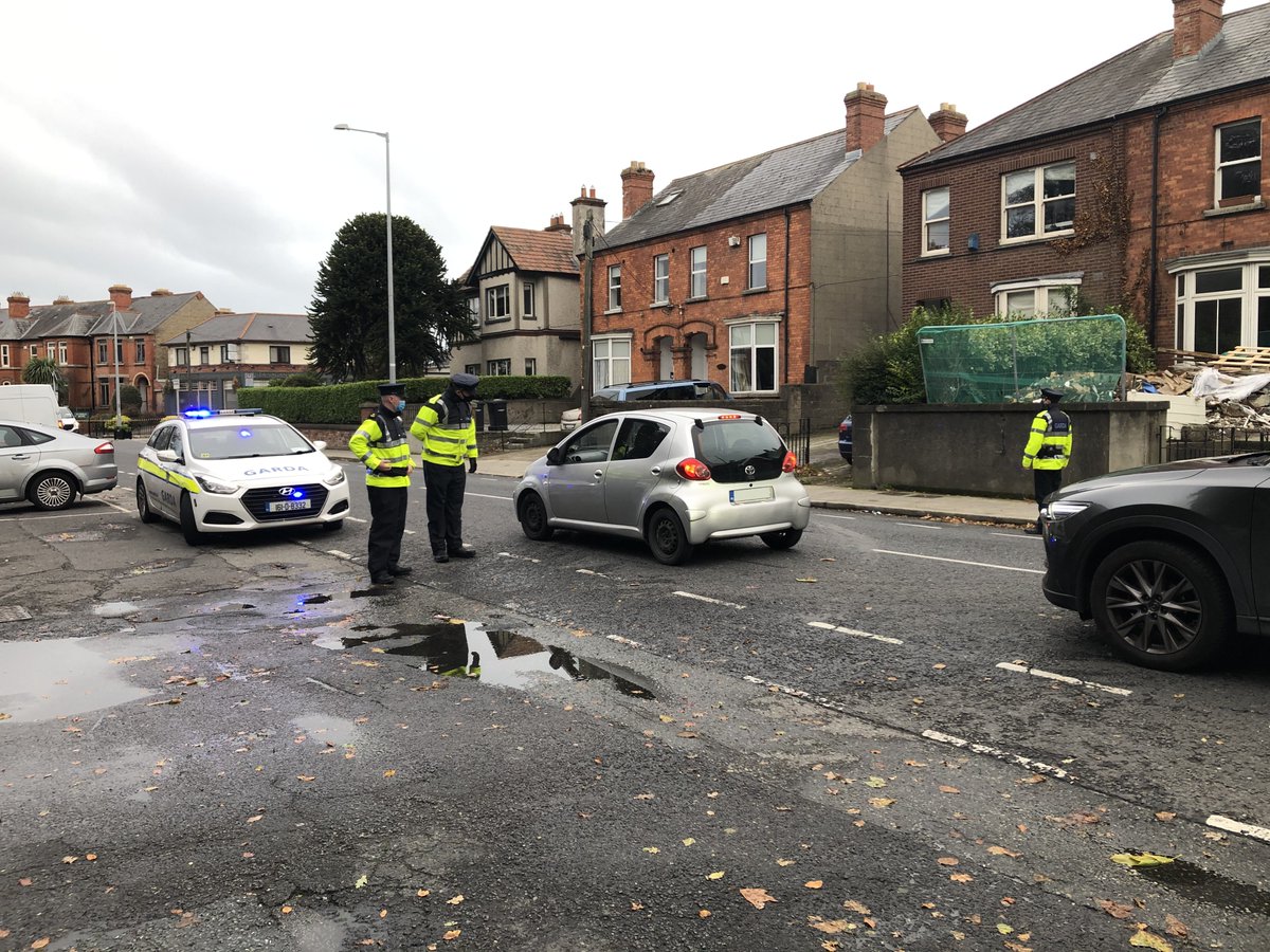 GardaTraffic's tweet photo. Gardaí from Crumlin and Sundrive Road Garda Stations were out conducting checkpoints as part of #OperationFanacht today to ensure that public health guidelines are being adhered to. 

#StaySafe #HoldFirm #WashYourHands https://t.co/v2K43fJRxt