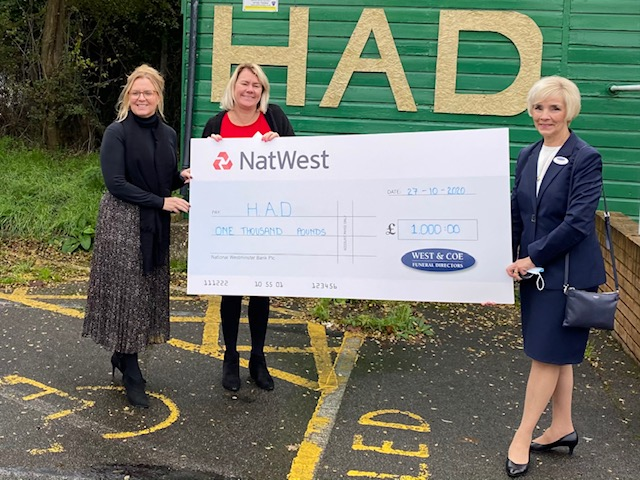 HAD_Havering's tweet photo. Today we had the pleasure of meeting Bill & Jenny from @westandcoe
West & Coe are a long standing family business who, due to the effects of Covid-19 within our community, took the decision to donate all profits made in April to local charities
#thankfultuesday #smallcharites https://t.co/O7bOJrwgm9