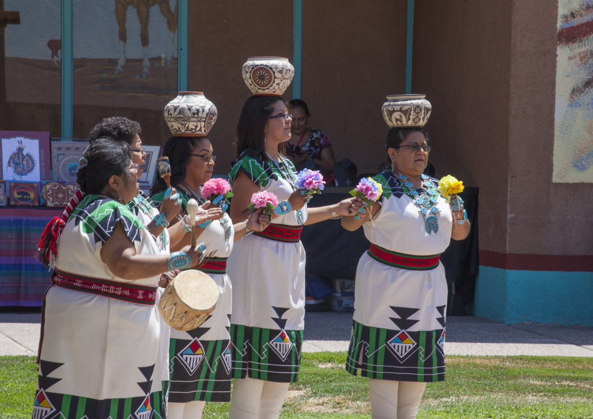 NewMexico's tweet photo. Check out Albuquerque's @indianpueblo's Virtual Culture Guide for videos, recipes, exhibit insights, and more that you can enjoy from home! #NewMexicoTrue 
https://t.co/bMo4KxENeU https://t.co/4LPAmLS0zH