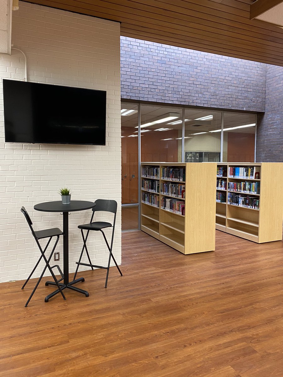 NPCLibrary's tweet photo. Looking forward to the day when schools will be properly staffed, TLs in the #GEDSB will be reinstated, and our newly renovated LLC will be reopened for Ss and staff #CSLD2020 📚 #onpoli #onted https://t.co/0gKfb63dMZ