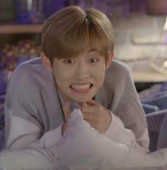 LenaMinmin's tweet photo. HAPPY B-DAY WINNIE, angelito feliz cumple TE AMO SOS EL AMOR DE MI VIDA, 你唱歌美丽不要忘记 estuve una hora para que se traduzca bien al chino pero no funciono
@WayV_official
#HAPPYWINWINDAY
#StandByWinwinForever
#OurBraveWinwin
#董思成1028生日快乐
#우리의_���살_윈윈아_생일축하해 https://t.co/ASjH12Mprx