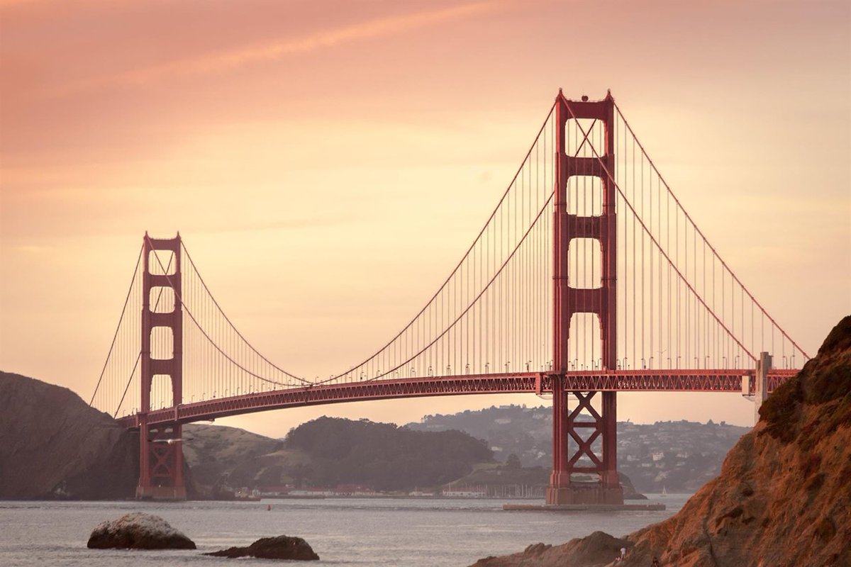 WAN Bridges allow for assets to flow freely between different heterogeneous blockchains, despite the lack of standardized  #blockchain infrastructure.In short, we're building the bridge everyone wishes they built.A  #Crypto Golden Gate Bridge16/