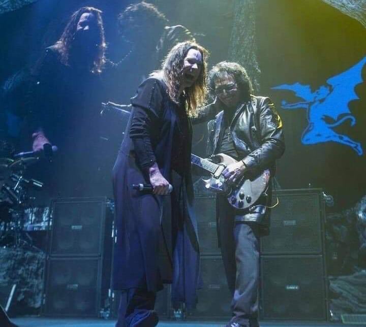 BlackSabbath's tweet photo. 😆 https://t.co/zCiSY1P9nR