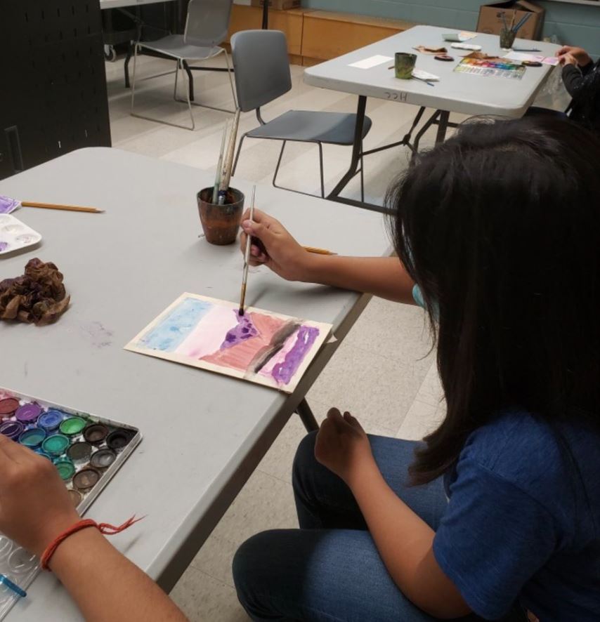 TOPortAuthority's tweet photo. We are proud to support the @WaterfrontNCTO's Room 13 β a free art studio where children take the lead and explore a variety of art styles with the guidance of a professional visual artist. π¨
#WaterfrontncTO #TOwaterfront #Freeprogram #PortsToronto
π· @WaterfrontNCTO https://t.co/fQg2QTR1kz