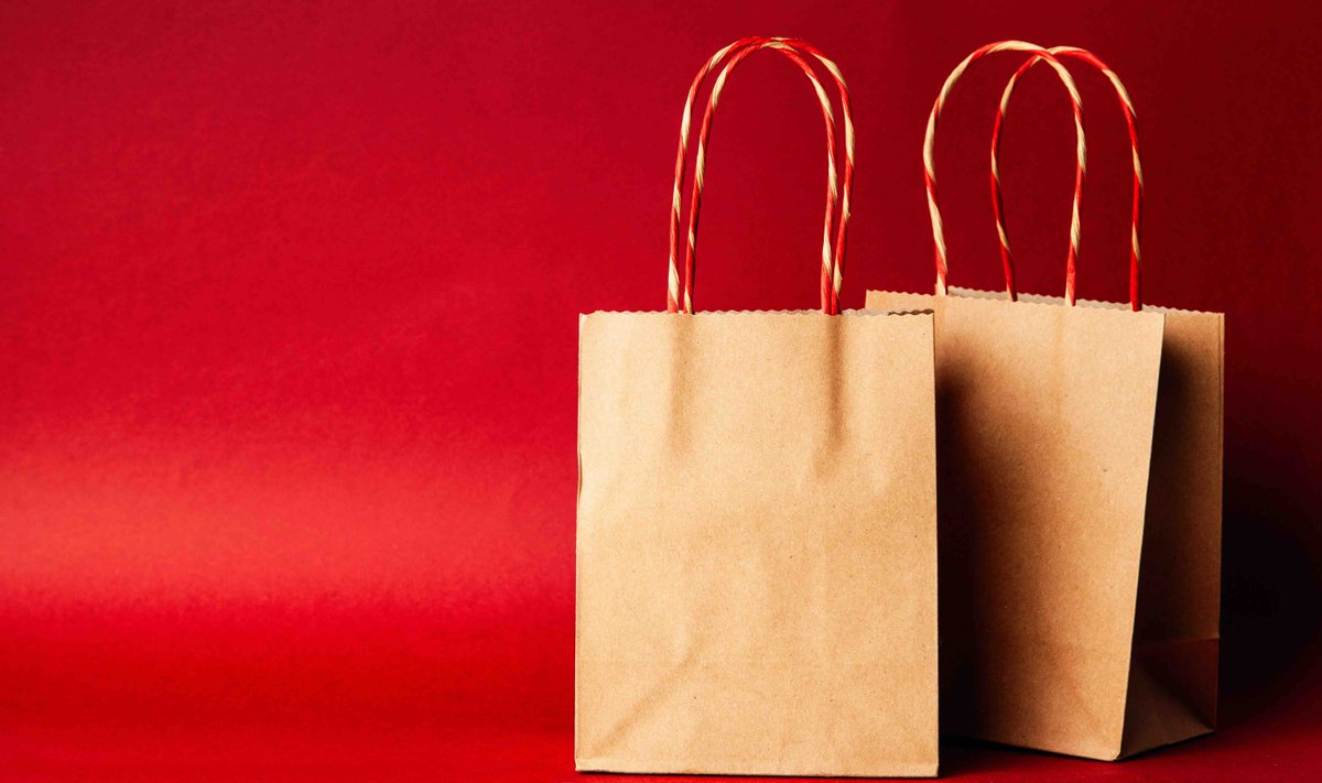 SalesforceFR's tweet photo. #Retail : vecteur de trafic vers le magasin physique, le click &amp; collect s’impose comme un service incontournable pour les retailers. 🛒  https://t.co/mVeRiINE4L https://t.co/wxqbeWUZd3