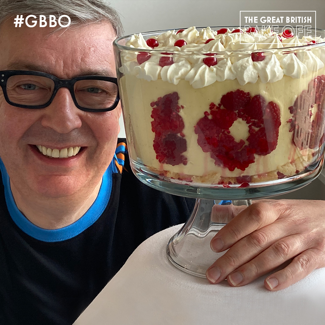 This is a trifling matter! Thanks to the fabulous  @HowardMiddlebun for making us a mouthwatering 100th episode Celebration Trifle.  #GBBO  