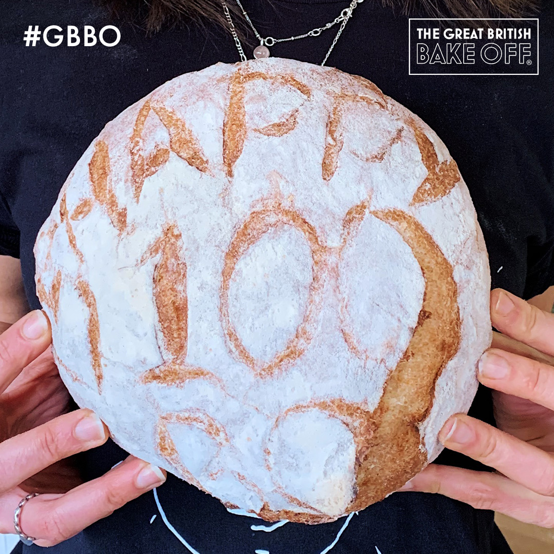 Here’s the sensational  @stephiblackwell’s lovely loaf in honour of our 100th episode!  #GBBO  