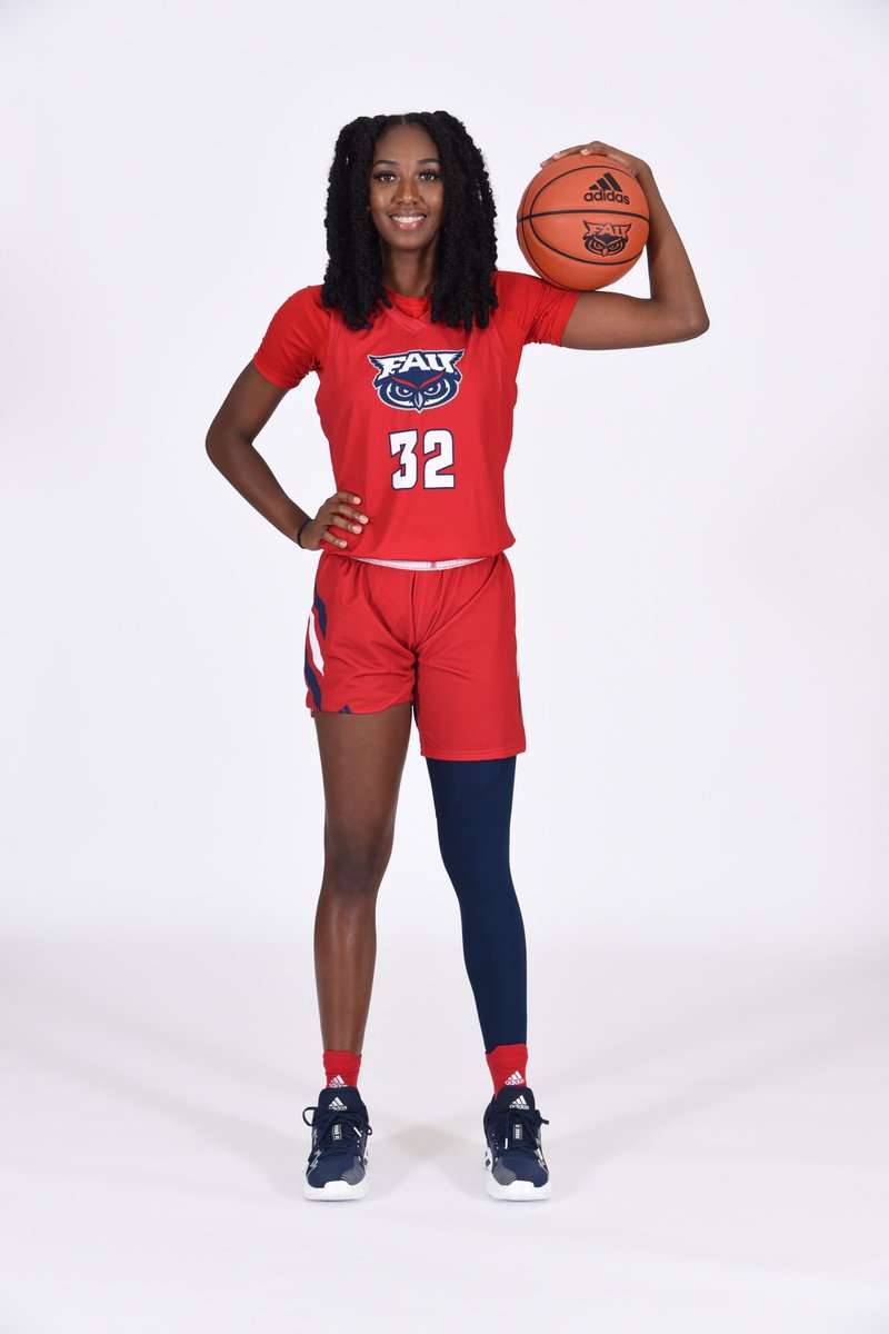 FAUWBB's tweet photo. 𝗠𝗲𝗲𝘁 𝗬𝗼𝘂𝗿 𝗢𝘄𝗹𝘀

All eyes on 3️⃣2️⃣ -> 𝘼𝙢𝙗𝙚𝙧 𝙂𝙖𝙨𝙩𝙤𝙣

📘 Junior
🏀 Forward
🏡 Vicksburg, Miss. https://t.co/5X8yVKlrx2