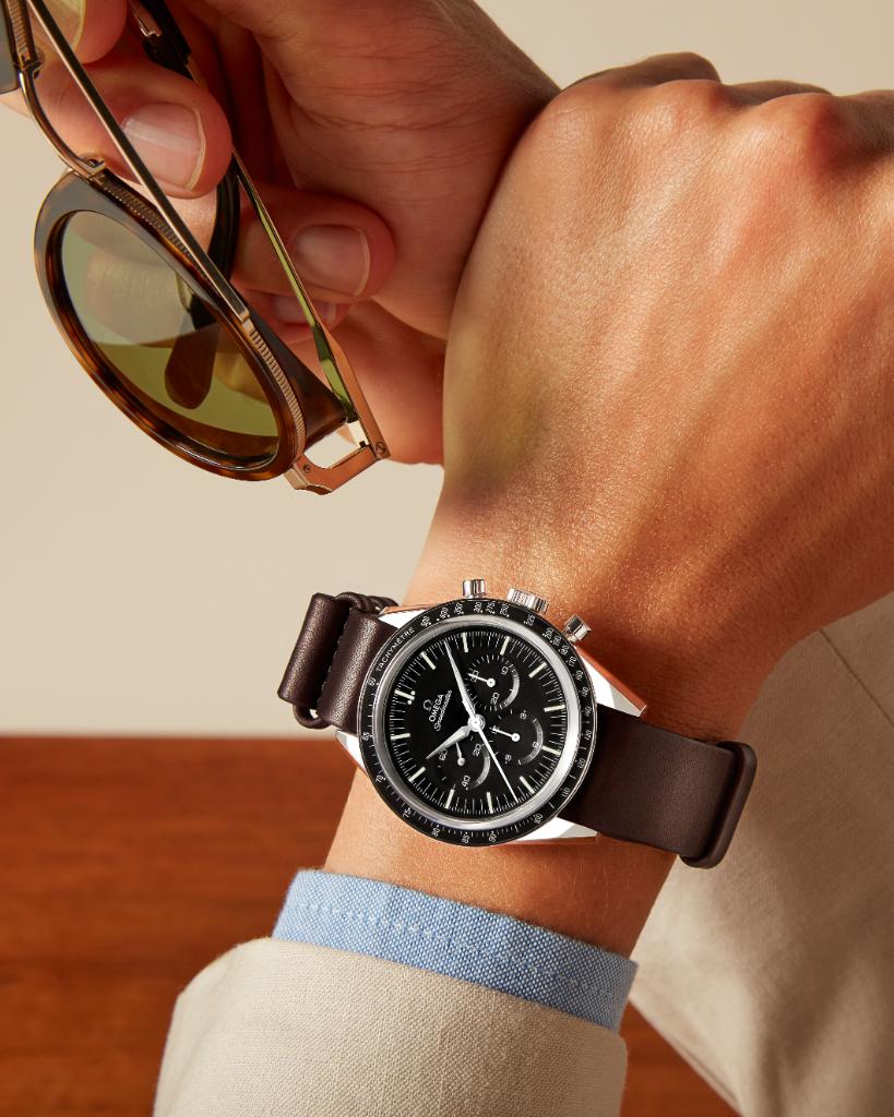 omegawatches's tweet photo. #OMEGAmychoice
Launch your own dreams with #Speedmaster "First OMEGA in Space". https://t.co/aioCjgTcFb https://t.co/iBA2oQv6uO