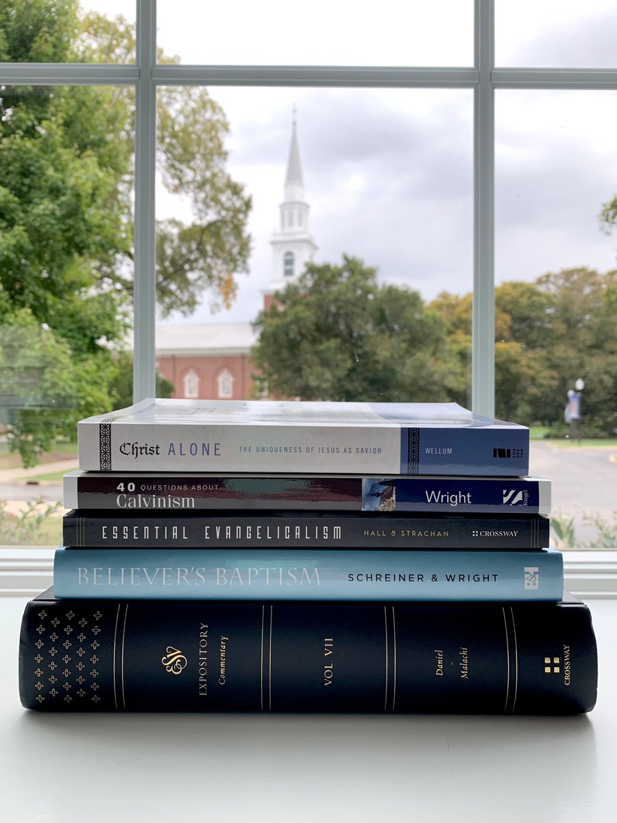 SBTSadmissions's tweet photo. With just 4 days left to enter our Fall Faculty Giveaway - now is the time to sign up!

Register here: https://t.co/3hnsmJ1FSg

Plus - RT this post for your chance to win this impressive book bundle! https://t.co/Q90G9NbUQL