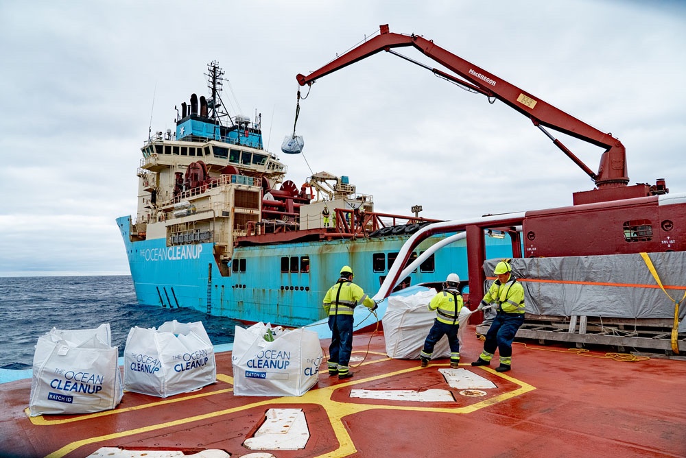BoyanSlat's tweet photo. Wow. It’s barely been 72 hours since launch and we already passed the 100,000 football fields worth of ocean! Big thank-you to all of you who are already on board.

https://t.co/TELiUXzlZk https://t.co/cD7189ummR