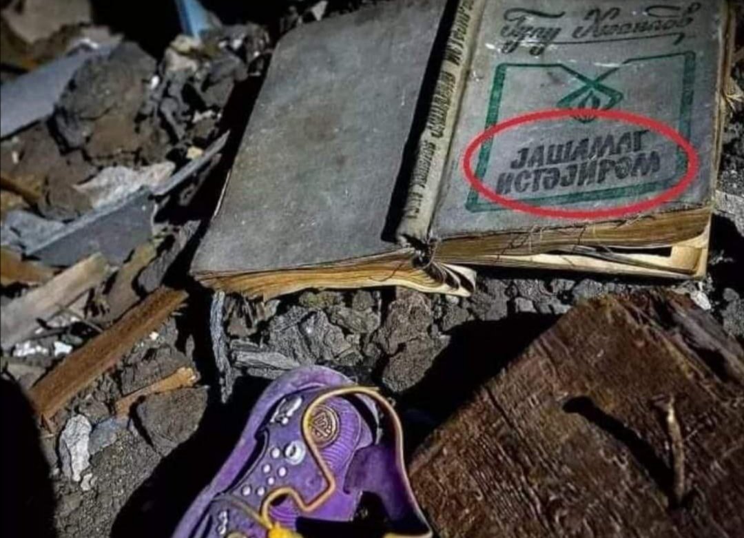 safiyyababazada's tweet photo. We want to live, but Armenia continues their #aggression to us! Why? Why you don't let us to live?
#DontBelieveArmenia
#StopAttackingCivilians
#StopArmenianAggression
#StopAttackingCivilians
#StopArmenianTerrorism
#WorldWakeUp
#kimkardashyansupportsterrorism https://t.co/EgdJRrameB
