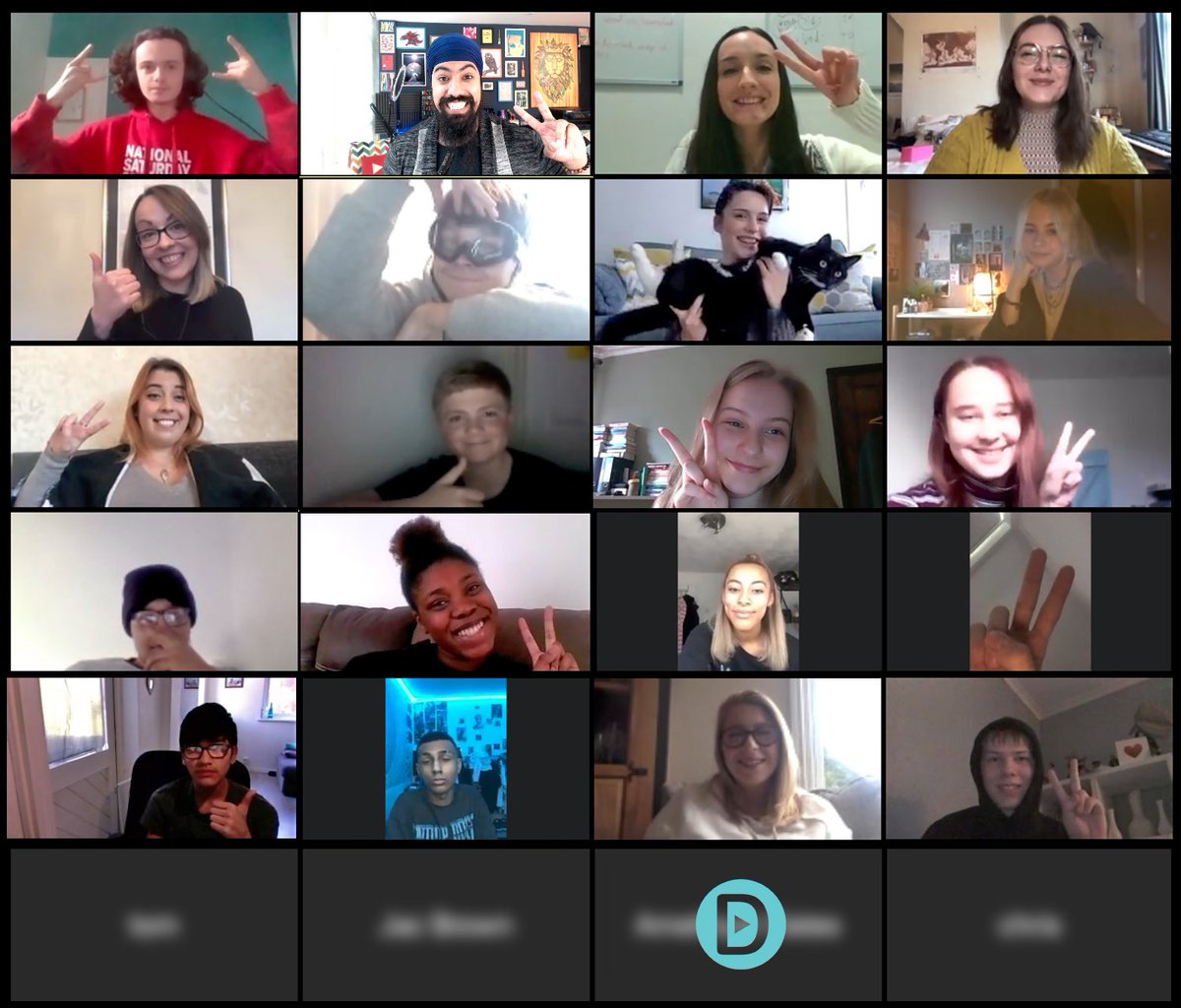 MrASingh's tweet photo. I’m excited for our October #DEVAhack digital bootcamp aimed at young people in partnership with @SalfordFDN and @SalfordUni!
I’m looking forward to working with our talented team to help mentor and develop the skills of this group & see the short-form videos they’ll create! 😃 https://t.co/qupvuAoUCZ