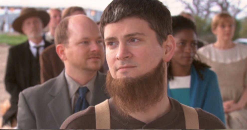 JimHalpert__'s tweet photo. all I ask for is someone that looks at me the way Mose looks at his scarecrow girlfriend https://t.co/UVZMUHAsO7