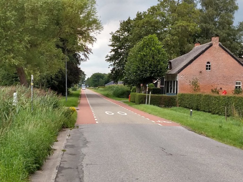 NLinSF's tweet photo. Even without borders, you will always know where the Netherlands begins 🚲

#cycling #urbanplanning #sustainability https://t.co/XpKnGCHOj6