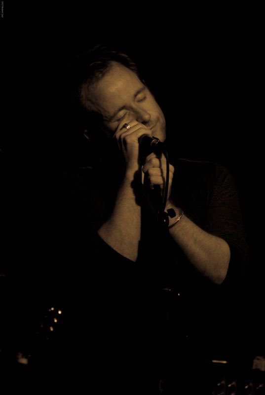 Beecake in concert (Los Angeles 2007)
