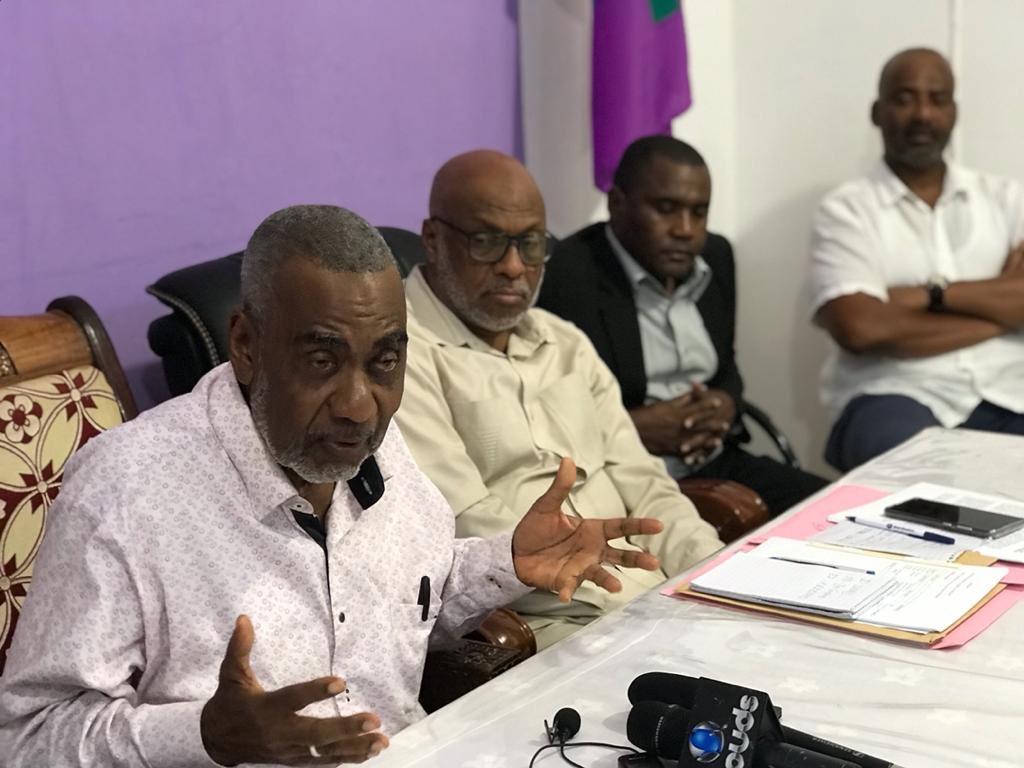 hassankham1s's tweet image. Natoa wito kwa Wazanzibari kesho tujitokezeni kwa wingi vituoni kupiga kura. Ushindi ni wetu pamoja na vituko vyote walivyofanya - @SeifSharifHamad