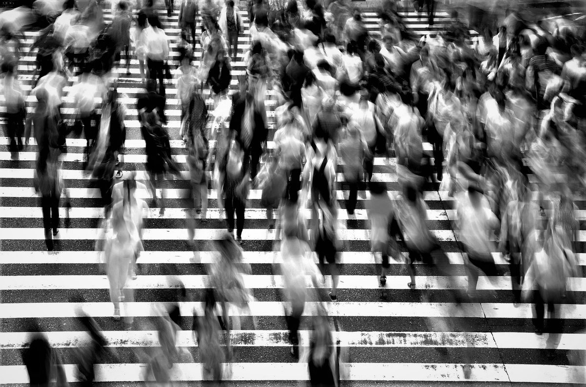 AdviceRobo_'s tweet photo. Big Tech &amp; Fintech educate customers fast to buy digitally, says Diederick van Thiel, CEO of AdviceRobo / e-cology innovations. Read the article The post COVID war has started: the leading group of digital banks against Big tech and Fintech https://t.co/5iFiBPAfmz https://t.co/rnSxroFOKX