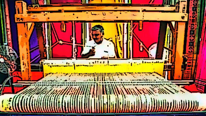 krish_ikkurthi's tweet image. కరోనా సంక్షోభంతో కొనుగోలు లేక చేనేత జీవితాలు కన్నీరు పెడుతున్నాయి!జన జీవిత మానాలను కాపాడే చేనేతకు ఆదరణ లేక మగ్గాలు మూగబోతున్నాయి!ప్రభుత్వ సంక్షేమ పథకాలు సగటు నేతన్నను బ్రతికించలేకపోతున్నాయి!
భారతీయ సంస్కృతికి వెన్నెముక లాంటి చేనేతను కాపాడుకోవడం భారతీయులుగ మన బాధ్యత!
#SaveHandloom