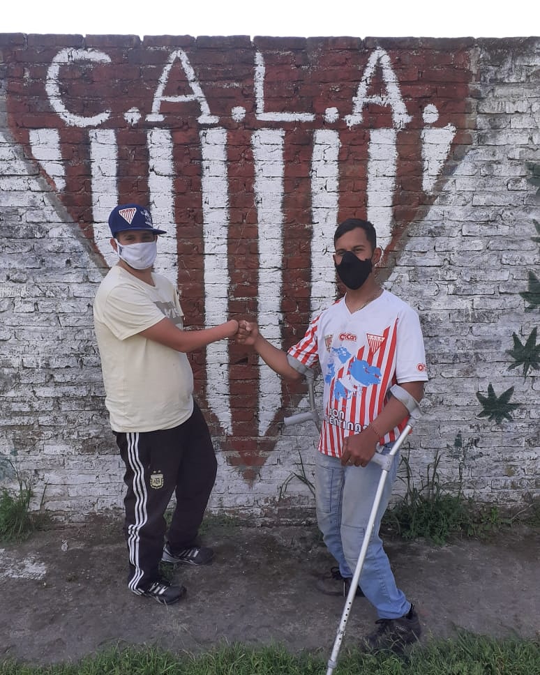 CalaInclusivo's tweet photo. La fuerza de voluntad es una herramienta imprescindible para comenzar otra vez, pero no es la única. Desde el apoyo familiar hasta la contención social, cualquier ayuda es necesaria para reinventarse. https://t.co/j1CFiTDcOa