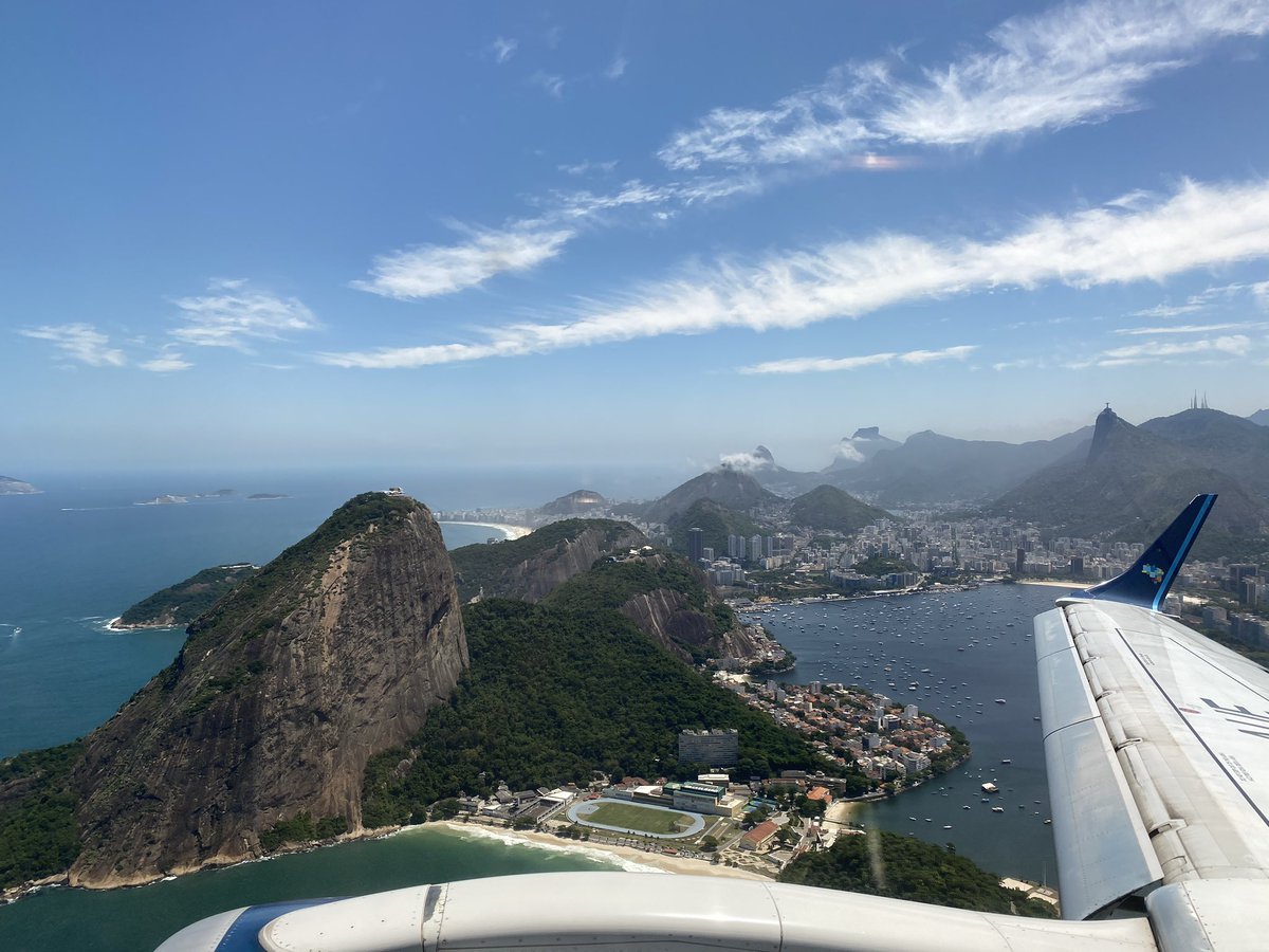 tun_geo's tweet photo. On my way to some geological field work. Great view from Rio de Janeiro! https://t.co/t1cK1iehLU