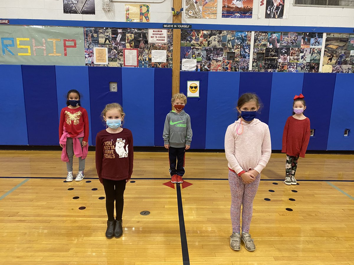 violaphysed's tweet photo. Red Ribbon Week - National Drug Awareness Week kicks off at Viola School. @ViolaAchieves @violaphysed @SuffernCSD https://t.co/RY23l7KyFb