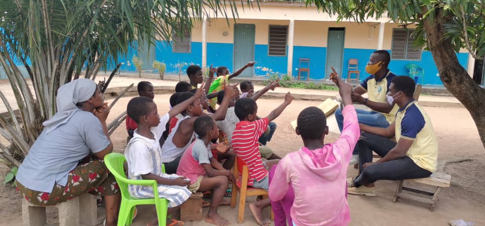 Dambtal Bahania tweet media