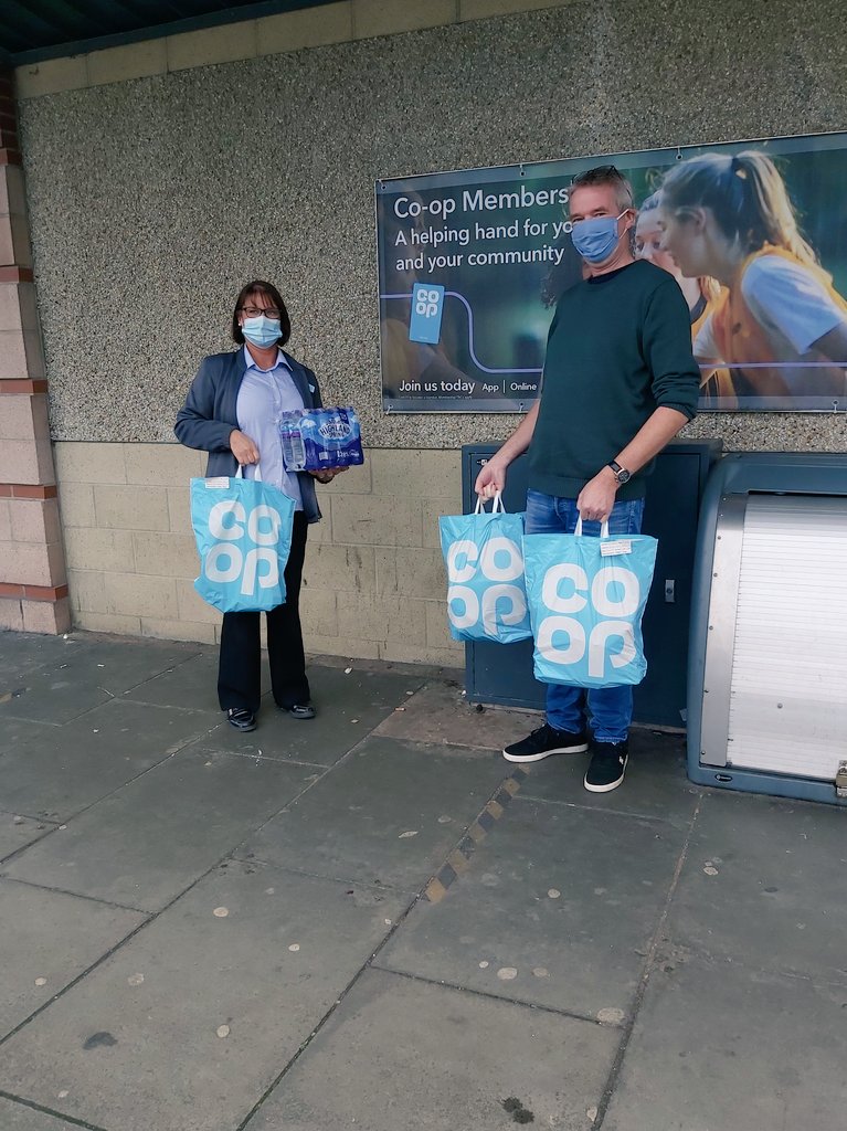 Gillian_Clark12's tweet photo. First online delivery being picked up from @coop Port Seton by Gophr our delivery company #ItsWhatWeDo @maria_dryburgh @paul_s_dolan @KirstyEzady @danwoodcoop https://t.co/cZtDLLtQFz