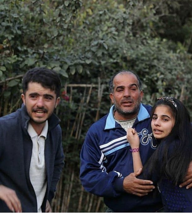 aisse1l's tweet photo. Look!!Can you see how scared they are? Their city which is very far from war zone is attacked by Armenian army and as a result the 8 years-old girl Aysu from this picture died... What was she guilty for? #BardaCity #BevoiceofBarda #StopArmenianAggresion https://t.co/Cyg4gYE4B8