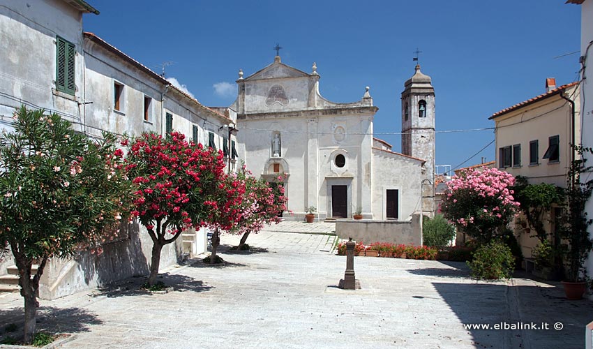 western_elba's tweet photo. #SanPiero and #SantIlario are very close and similar medieval villages. From there you can make a jump back in time and enjoy the view on the Gulf of Marina di Campo and on the island of Montecristo. https://t.co/B6zWluO3un