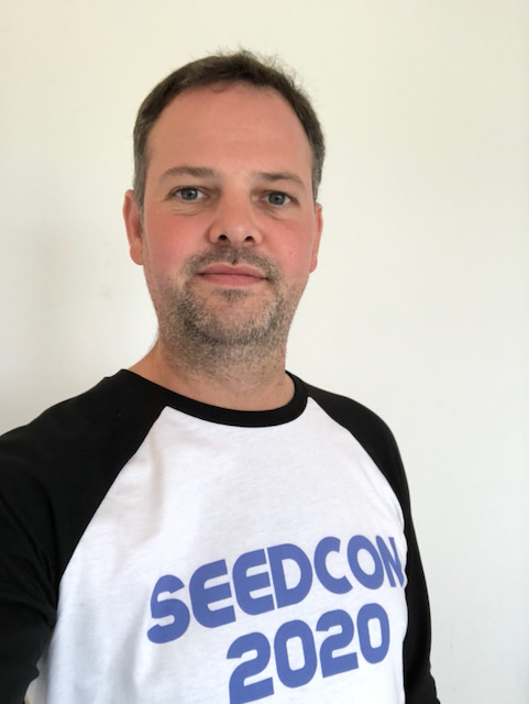 systemseed's tweet photo. Meet Anthony (@AFDIT) he is on the biz side of our #hackathon this week along with Kate (@kalabro), Chris and Sebastian.

Team shirts on the outside, passion and creativity on the inside.

Go #blueteam! #seedcon https://t.co/UsZOdApmJj