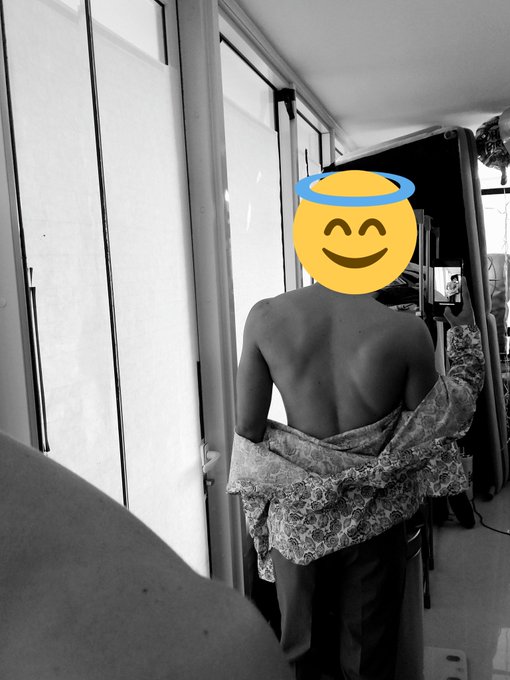 I think it is completely pathetic how vinella sex workers lie to there clients. Telling them how it's