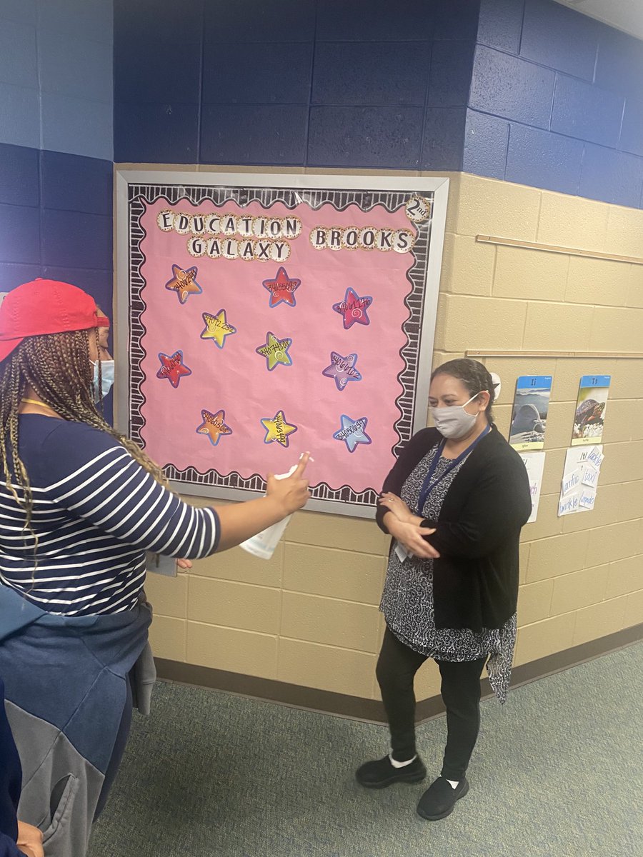 MajorElementary's tweet image. Reviewing threshold during PLC with our teams! #springway #rountinesandprocedures ⁦@MajorElementary⁩ ⁦@ty_pru⁩ ⁦@LaQuitaCarter2⁩