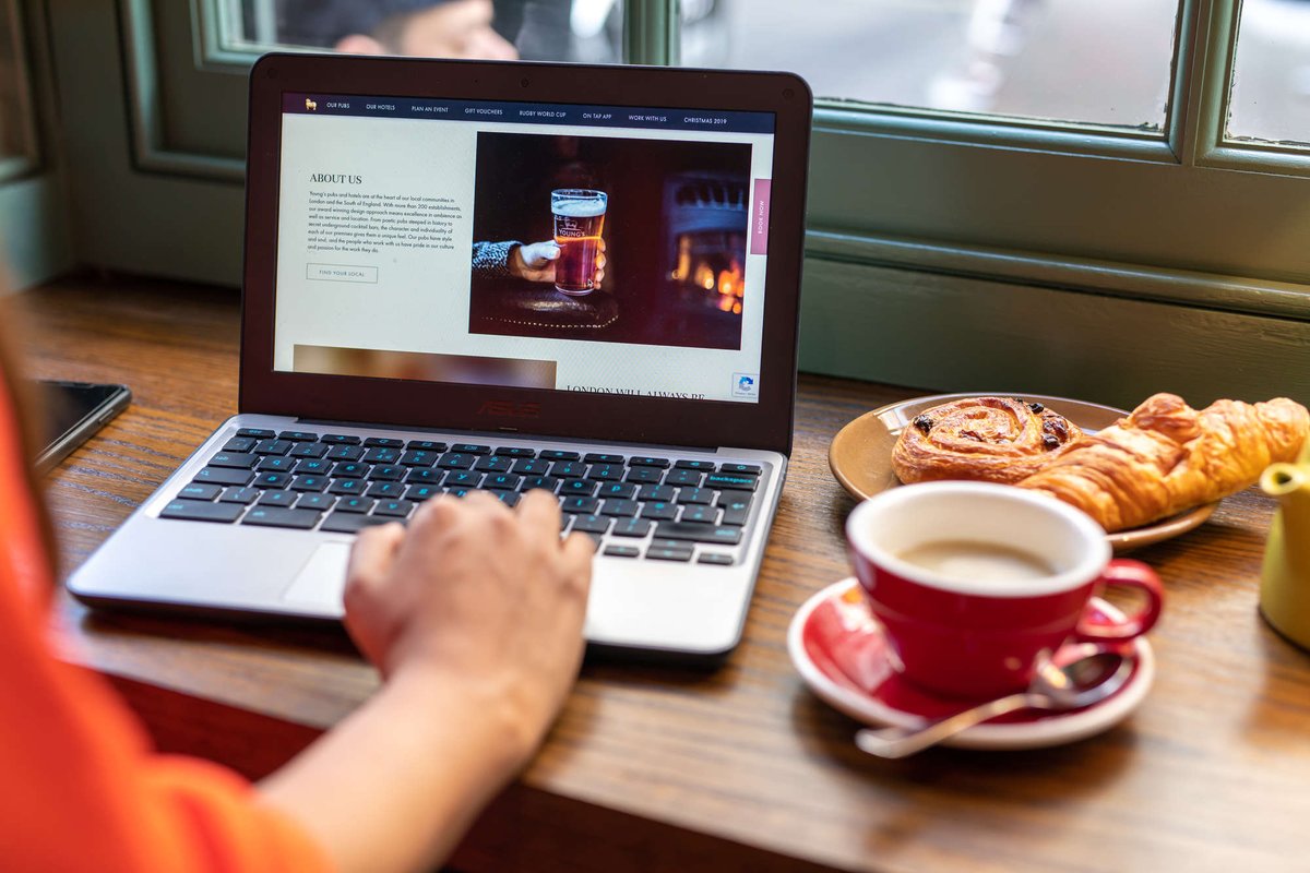 TheAdamAndEveW1's tweet image. We are now accepting booking indoors for groups up to 6 from multiple households or bubbles for business meetings.

So come to us for your company brunches, lunches, dinners and drinks and we'll take care of you whilst you pitch that project or close that deal.

#WorkFromPub