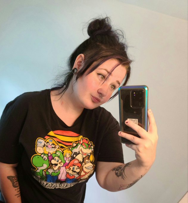 Guys please check out @esg_chill @PeterGodmez and @GhastlyTv their twitch links are in their bios.   Photo<a class="tags" target="_blank" title="On Twitter" href="/?out=eyJ0eXAiOiJKV1QiLCJhbGciOiJIUzUxMiJ9.eyJpYXQiOjE3MjU2Mzc5NTQsImlzcyI6InR3cG9ybnN0YXJzLmNvbSIsIm5iZiI6MTcyNTYzNzk1NCwiZXhwIjoxNzU3MTczOTU0LCJyZWRpcmVjdF91cmwiOiJodHRwczovL3R3aXR0ZXIuY29tL2VzZ19jaGlsbCJ9.WzGQJYkUfg9cffZYimS6if00GNgnfotfZ9Lcq8OMZSEsByYjyEbp9O0losByE_MLcvcZOo5PdkPYpXKLDXU4vg">@esg_chill</a><a class="tags" target="_blank" title="On Twitter" href="/?out=eyJ0eXAiOiJKV1QiLCJhbGciOiJIUzUxMiJ9.eyJpYXQiOjE3MjU2Mzc5NTQsImlzcyI6InR3cG9ybnN0YXJzLmNvbSIsIm5iZiI6MTcyNTYzNzk1NCwiZXhwIjoxNzU3MTczOTU0LCJyZWRpcmVjdF91cmwiOiJodHRwczovL3R3aXR0ZXIuY29tL1BldGVyR29kbWV6In0.0YkdtaLJp4ur336goZr8qGfHwu_usUdYGefIJVVxOEAbGj5n--RsyH3vl2DSAnVa5yB8JTR0vmMqCTBo_Sy75w">@PeterGodmez</a><a href="/tag/live"class="tags"><span>#live</span></a><a href="/tag/twitch"class="tags"><span>#twitch</span></a><a href="/tag/deadbydaylight"class="tags"><span>#deadbydaylight</span></a>